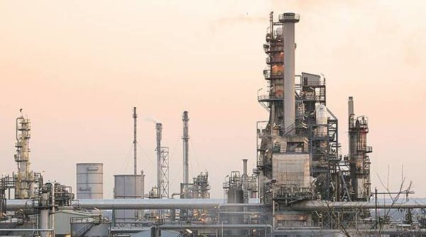 Zimbabwe, Zambia pursue joint venture industry projects