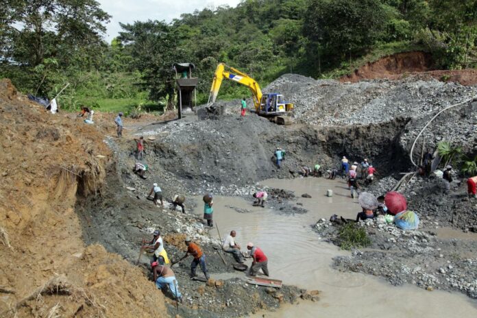 Malawi’s Central Bank accused of promoting illegal mining Malawi’s Central Bank accused of promoting illegal mining