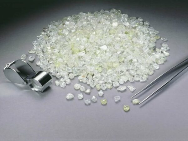 Angola to sell $20m of rough in online tender