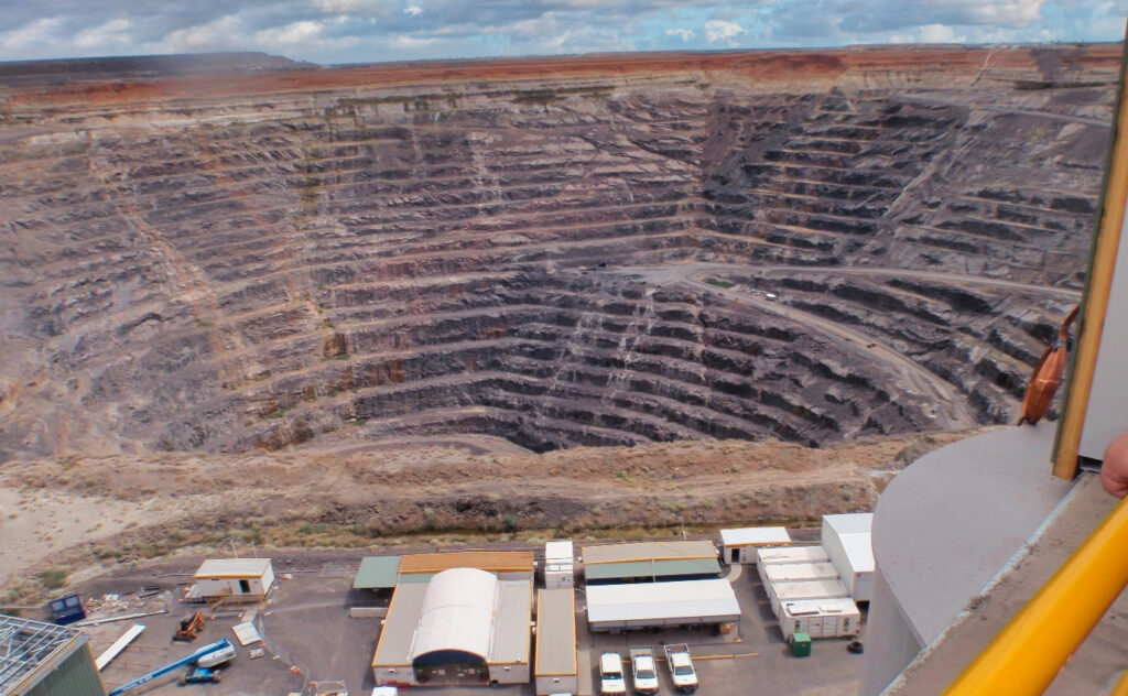Sale of Ernest Henry copper mine finalized