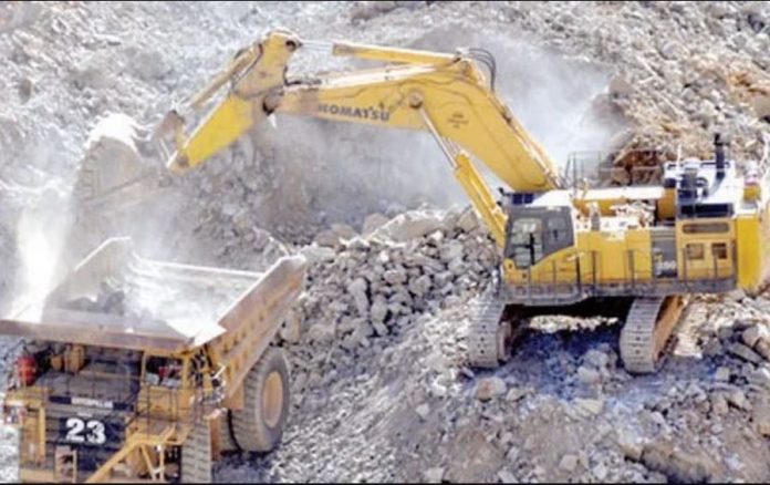 Cooperation between man and machine is key in the future of mining